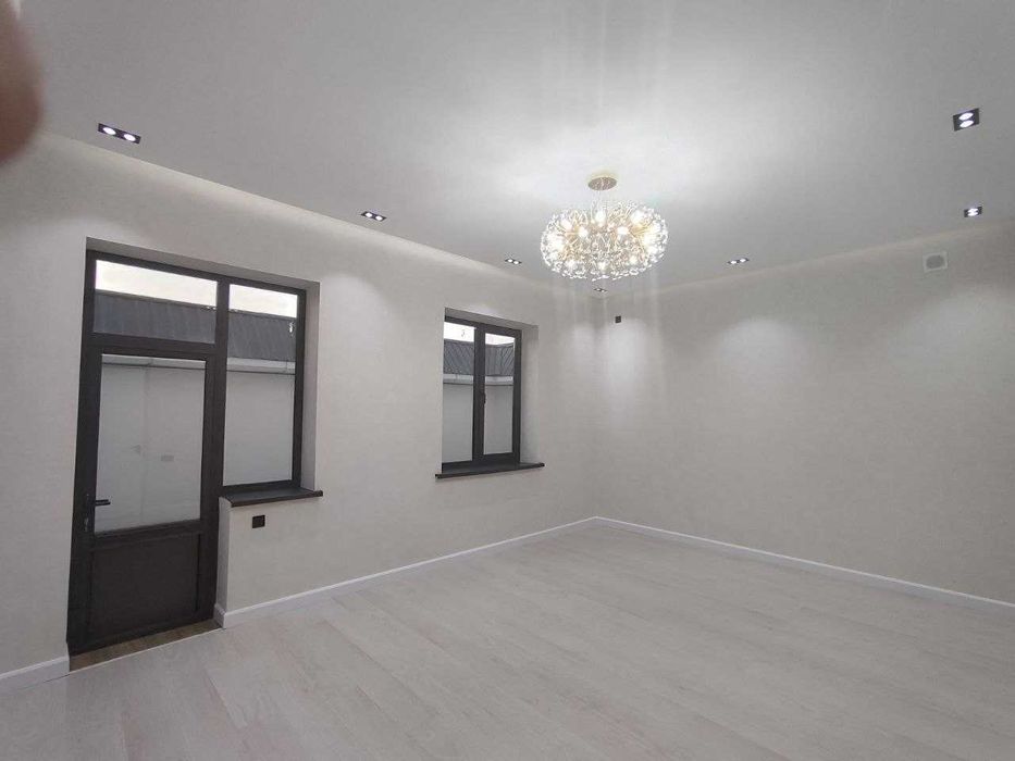 Продаётся коттедж в новом районе Ташкента ( Шоликёр).