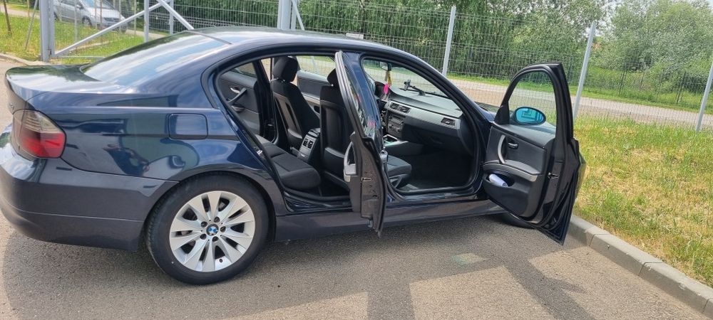 Bmw e90 163 cp 2007
