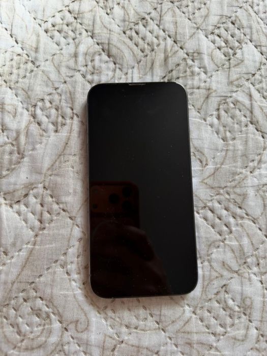 Продам айфон 13 про