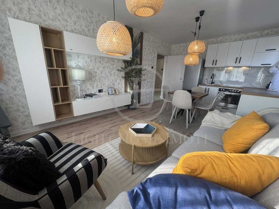 Продава се Тристаен апартамент в Пловдив, Център - 70 кв.м за 2108 €/кв.м - Снимка #4