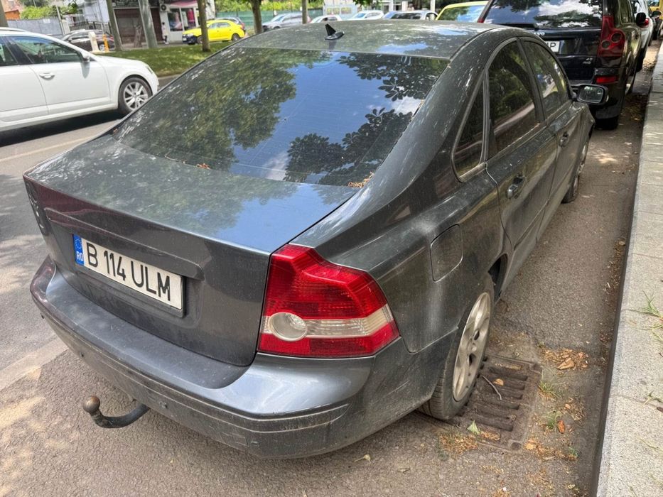 Usa portbagaj fata sau spate Volvo S40