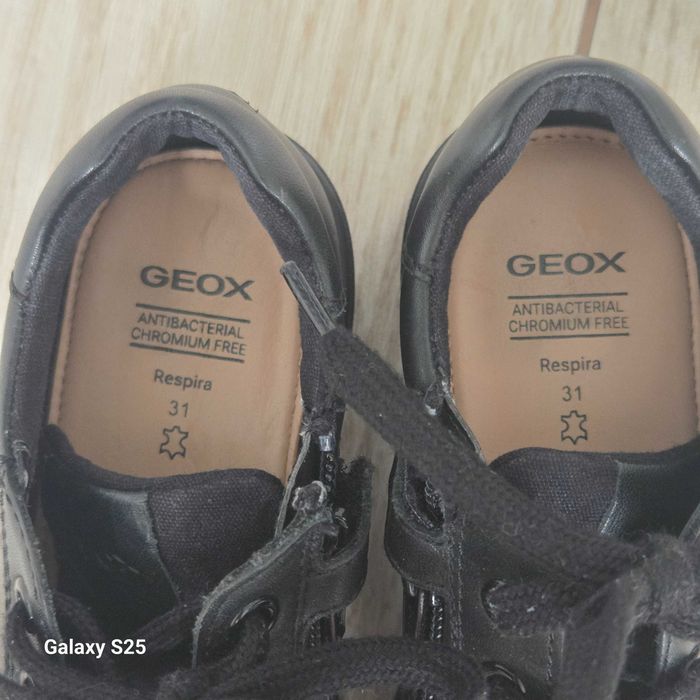 Pantofi fetițe Geox mărimea 31