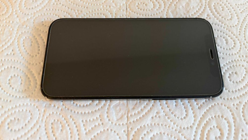 iPhone 12 mini 64GB черен