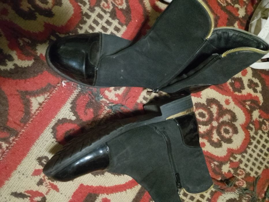 Дамски обувки,маратонки,боти,ботуши