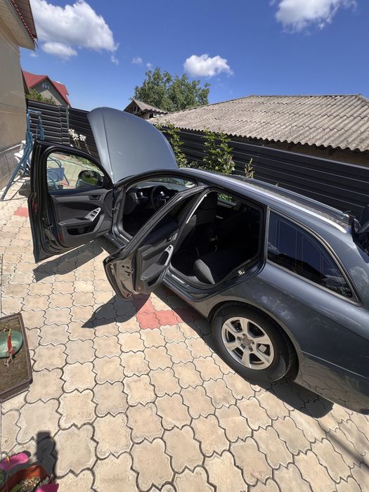 AUDI A4 Avant 2009 — imagine 4