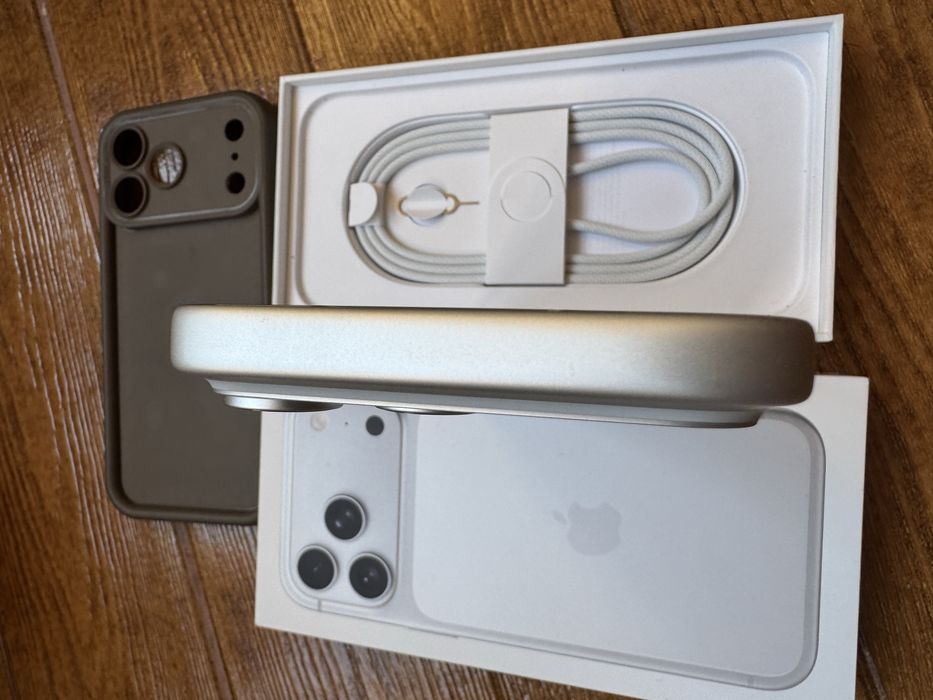 IPhone 17 Pro Max 256Gb Silver 3 cycles Full packet Bucuresti Sectorul ...