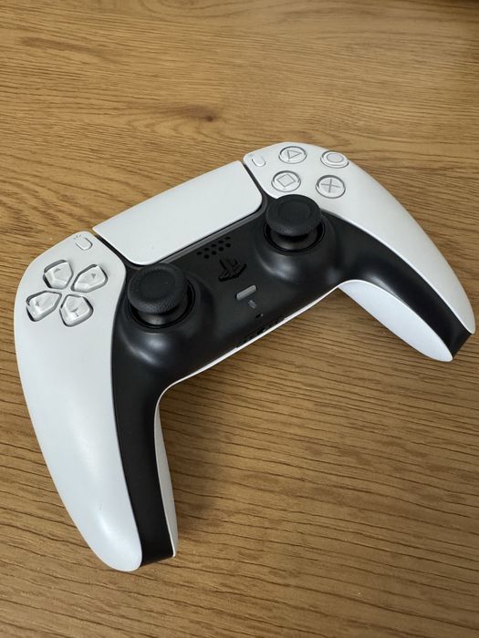 Sony Playstation 5, cutie+accesorii!