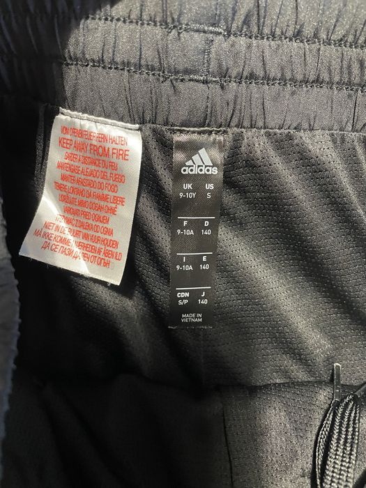 Детски къси панталони Adidas