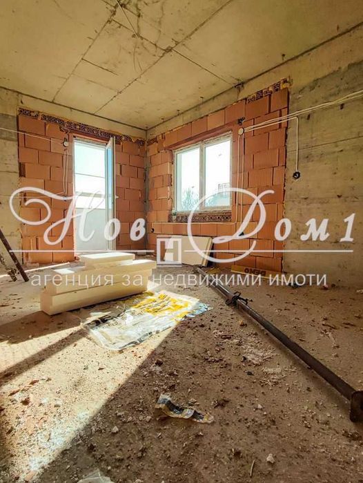 Продава се Тристаен апартамент в Варна, Виница - 74 кв.м за 1460 €/кв.м - Снимка #1