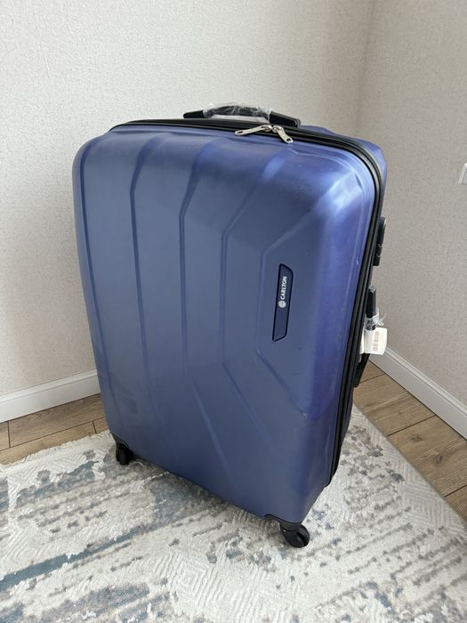 Чемодан большой Доставка