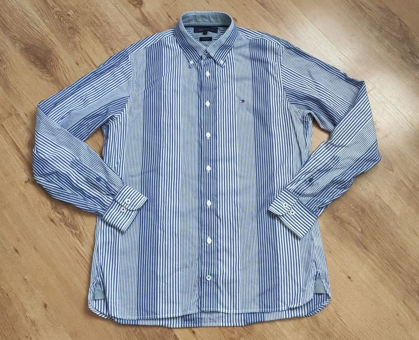 Cămașă Tommy Hilfiger mărimea M.
