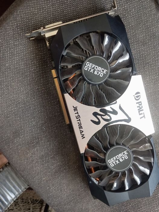 GeForce GTX 670 2g palit jetstream