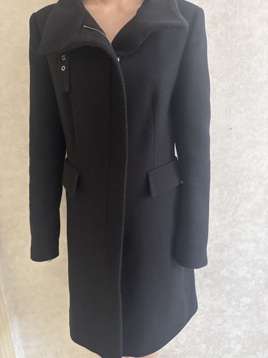 Пальто черное - ZARA