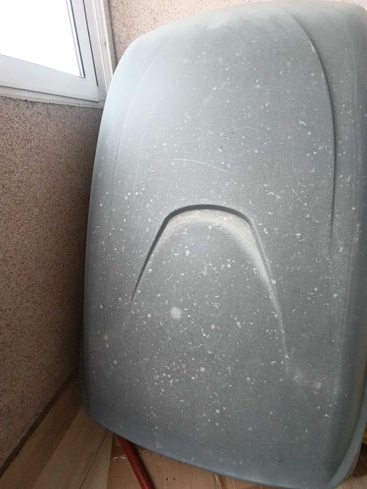 Продавам автобокс Thule Ocean 100
