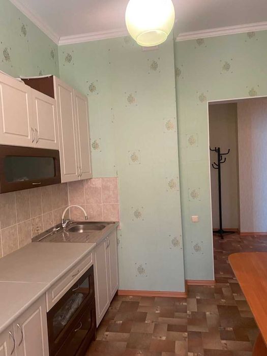 Продам 2 комнатную 12 мкр