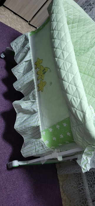 Продам детскую кровать-манеж