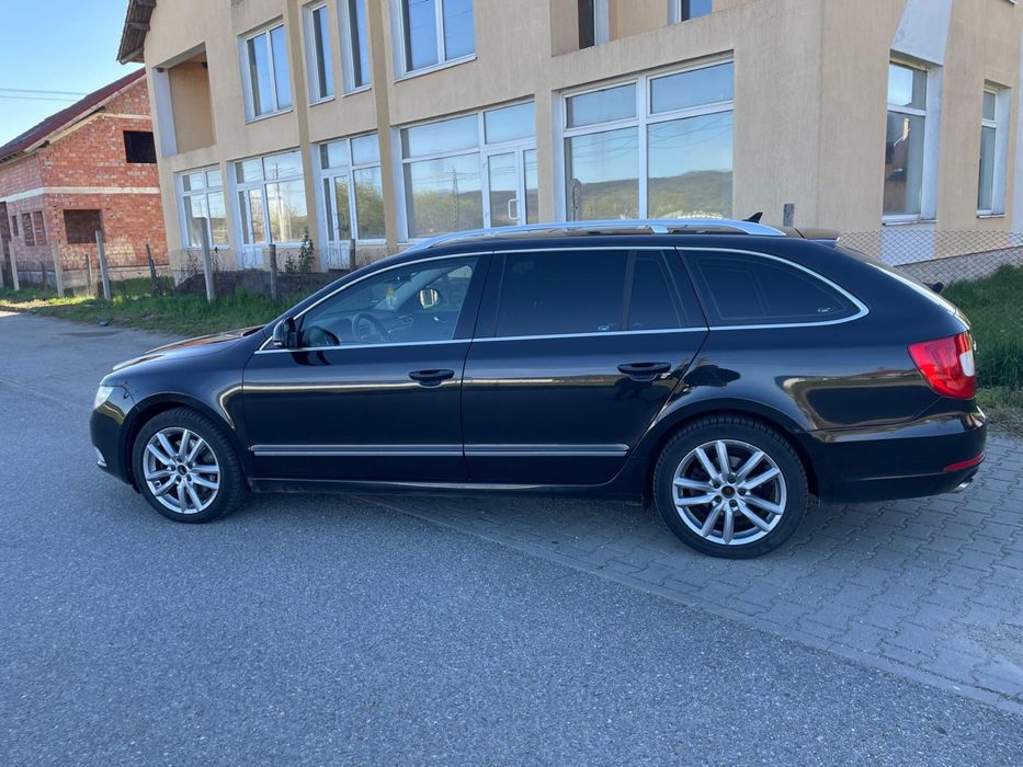 Skoda Superb ~ 4x4 ~Carlig