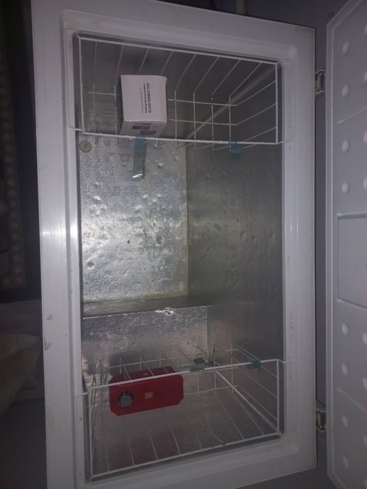 Midea морозильник