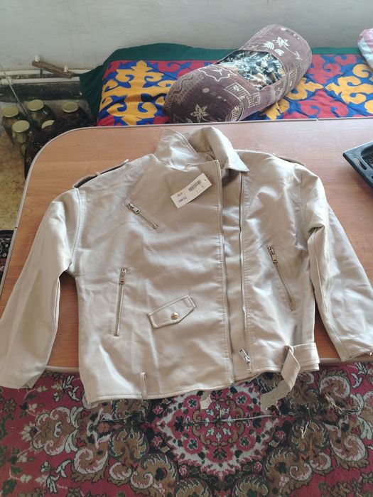 Продам женский кожак торг срочно