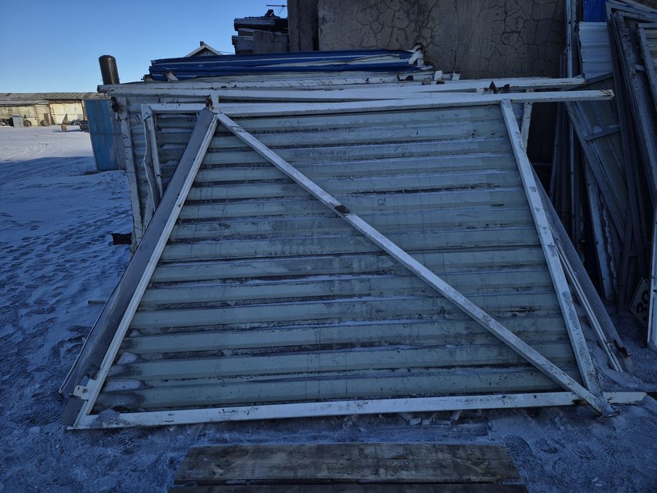 Продам готовые щиты для ограждение