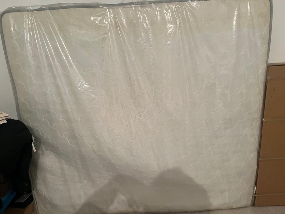 продам белый матрас