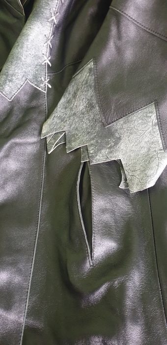 Продам плащ женский кожаный