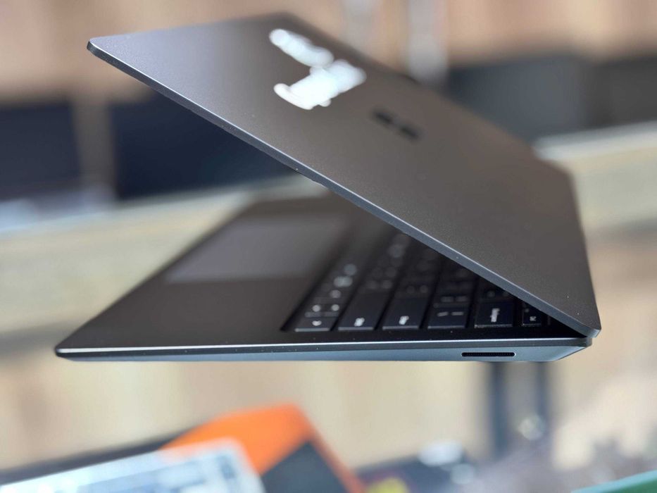 MICROSOFT SURFACE 4-13 CORE i7-1185G7 ram 16 ssd 256 сенсорный