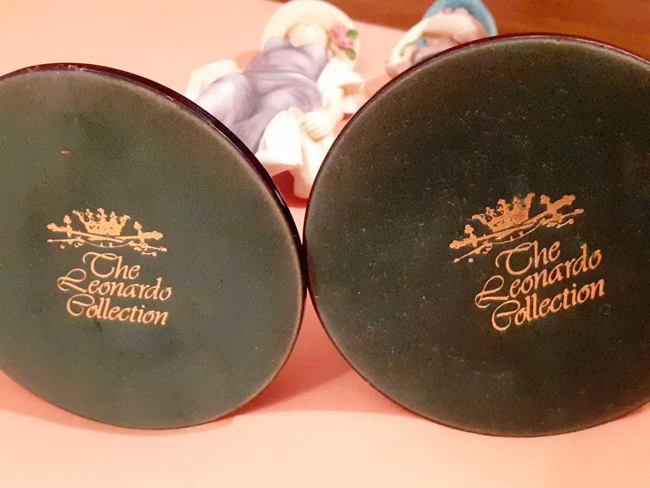 Две фигури The Leonardo Collection