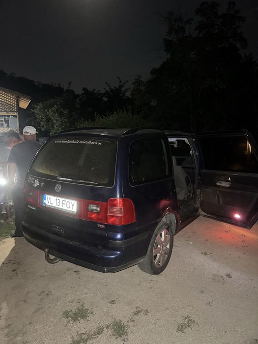 Volkswagen Sharan 2004 diesel, 2.155 € — imagine 3