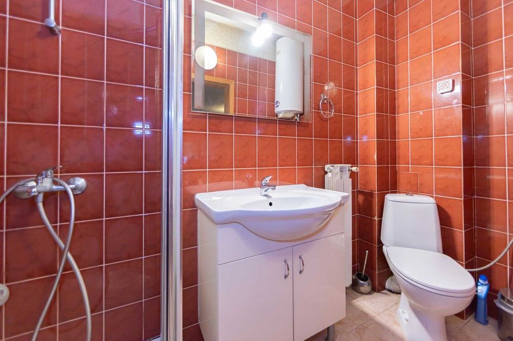 Дава се под наем Къща в София, в.з. Малинова долина - 375 кв.м за 1650 € - Снимка #8