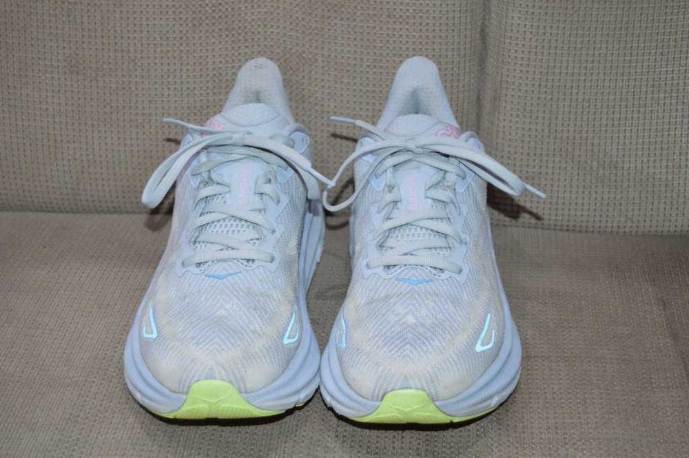 Hoka Clifton 9 – Pantofi Alergare Damă – Mărimea 42