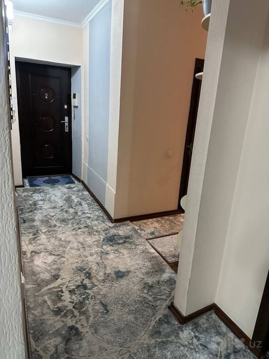 Сдается 2ком Метро Ойбек Госпитальный бозор ФАКАТ ОИЛА ЁКИ КИЗЛАР УЧУН