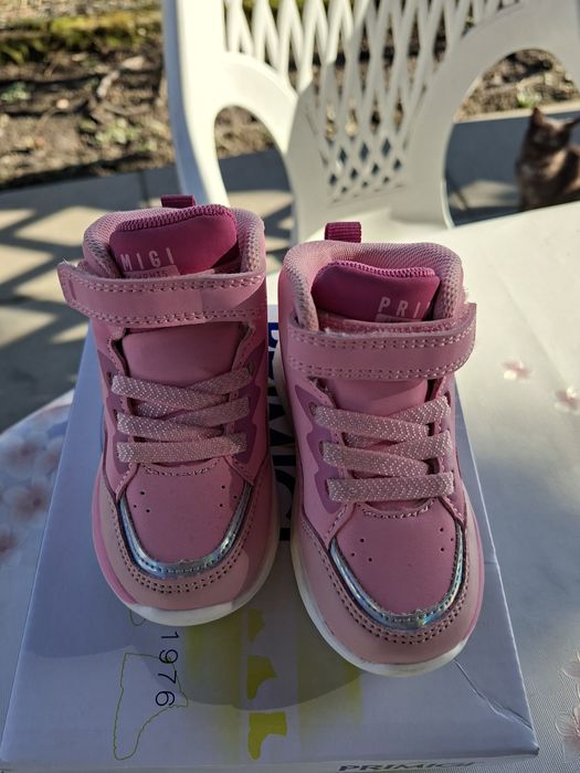 Ghetute Primigi,marime 21