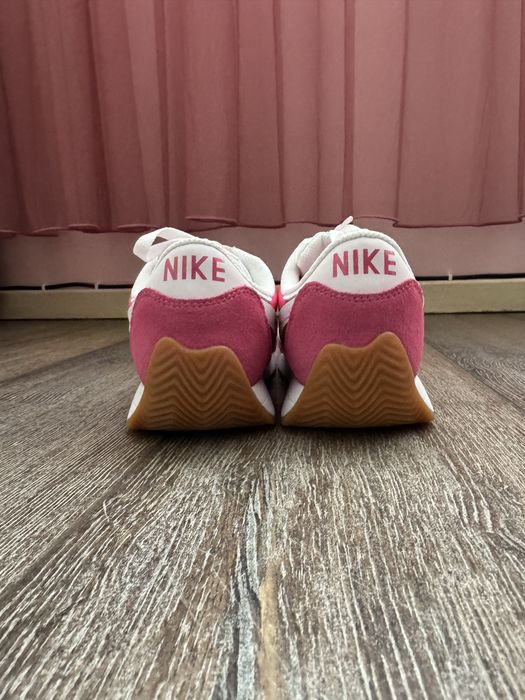 Дамски НОВИ маратонки Nike Pacific розови
