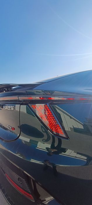 JI Yue 07 P 2024 Yil Robocar