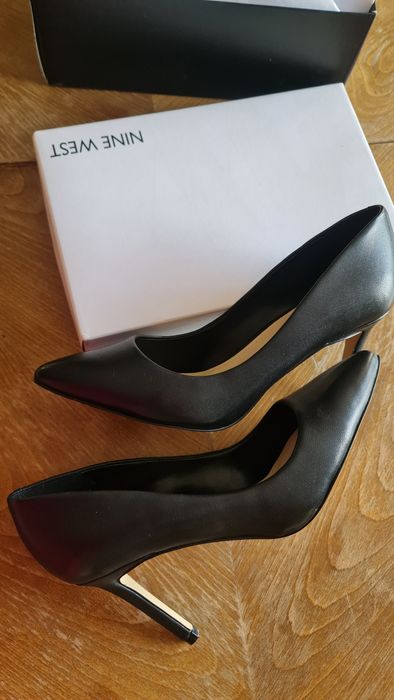 Кожени обувки на висок ток- Nine West