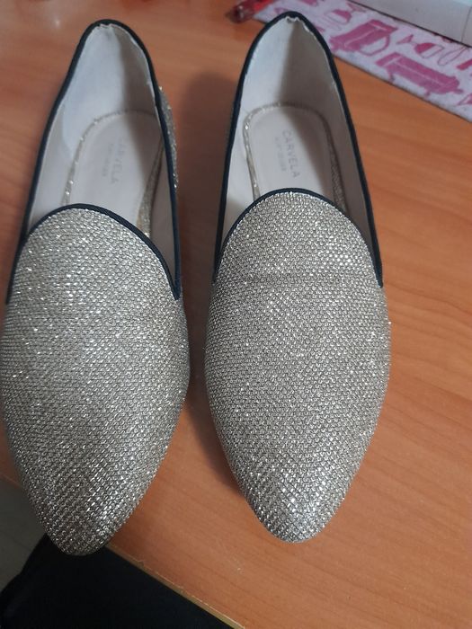 Туфли женские CARVELA  размер 40