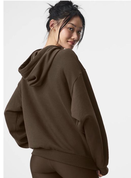 /Hoodie цвят шоколад Alo yoga