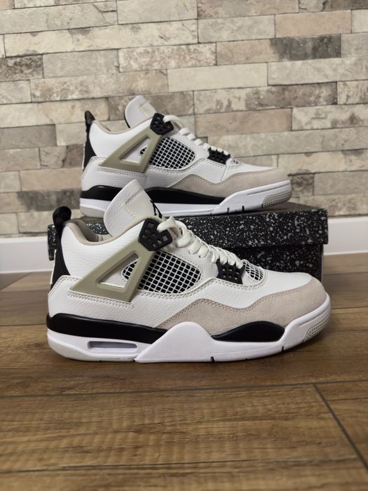 Jordan 4 military black