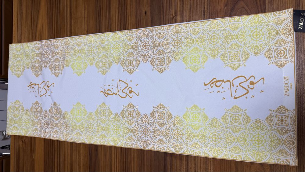 Скатерть Zardozi Home