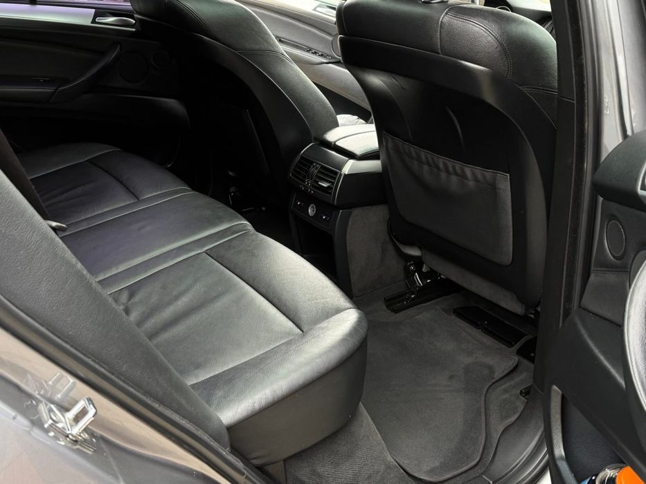 BMW X5 2010 — imagine 4