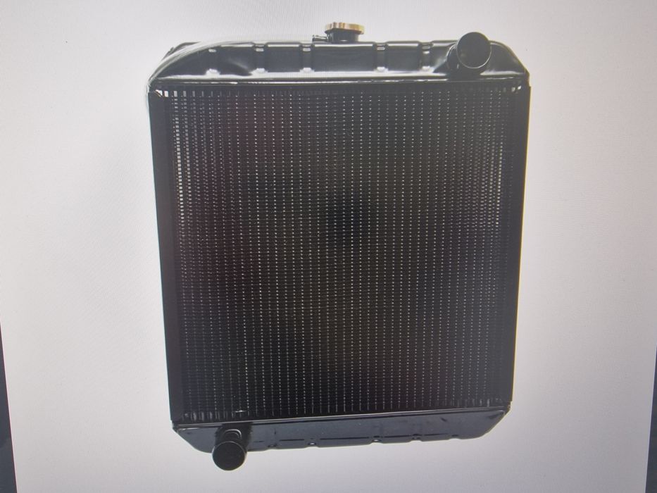 Radiator răcire din cupru dimensiuni 620x550mm lățime și 67 mm grosime