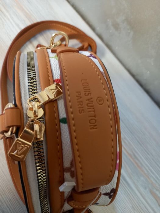 Louis Vuitton- дамска чанта