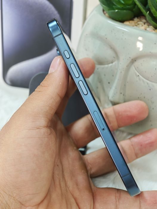 iPhone 15 Pro Dep Blue