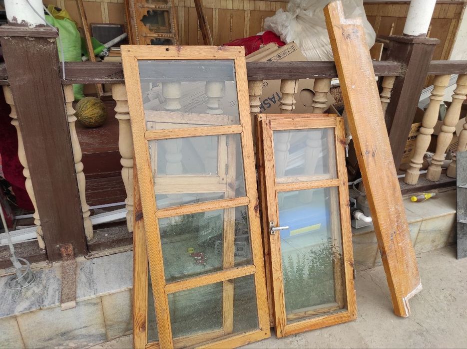 Агаштан исленген айналар сатылади