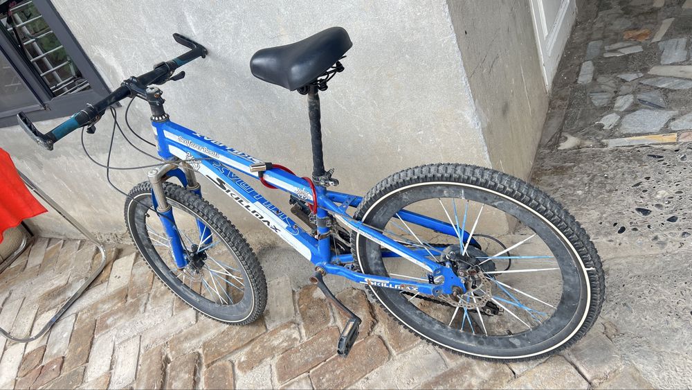 Velosipet yili eski esam balonlari yangi hali velosipet 24 zor narxdaa