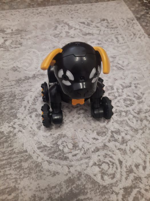 Робот  пёс  чапи