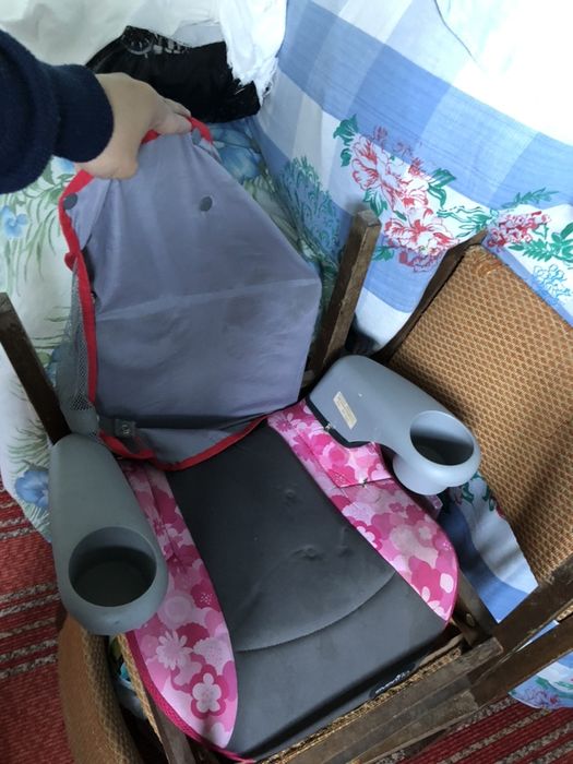 Детское кресло для автомобиля от Американского бренда Evenflo корсет