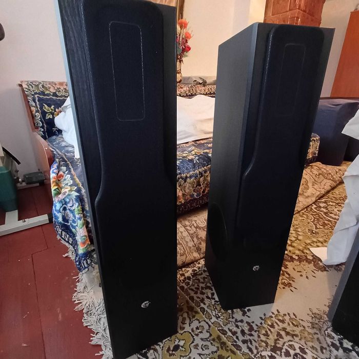 Sistem audio cu 4 boxe