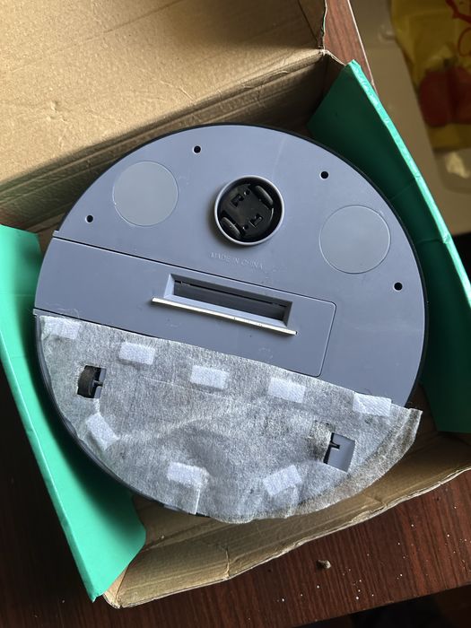 Робот прахосмукачка / Smart Robot